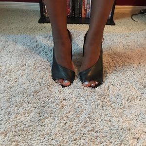 Black Vince Camuto heels